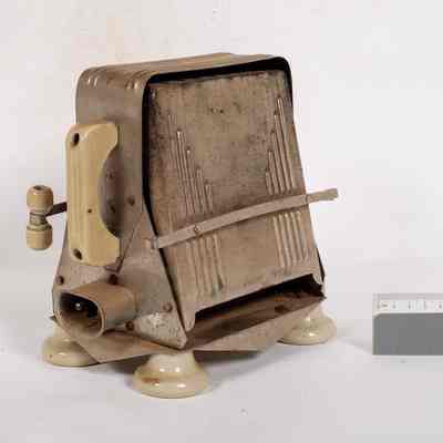 Electric Toaster