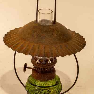 Very small petitie japanese oil lamp