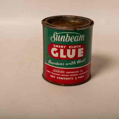 Cloth glue