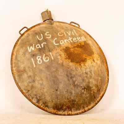 Metal canteen