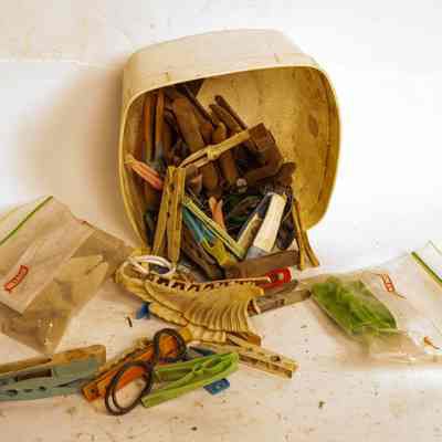 Container mixed items