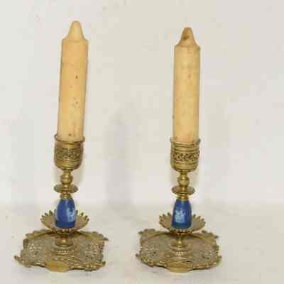 Candle sticks