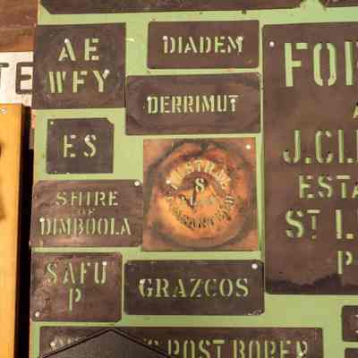 Stencil display