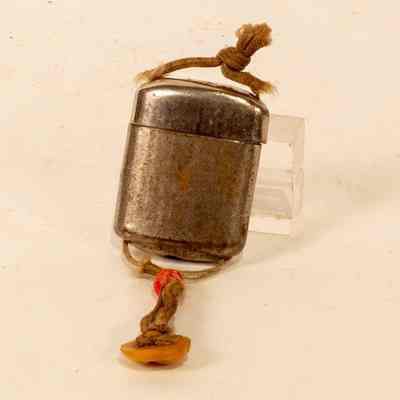 Minature Japanse Belt Attachment with Miniature Nescae Hanging from the base