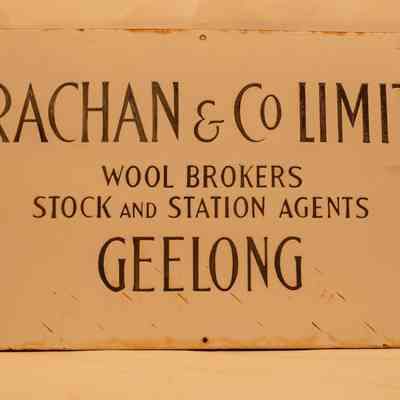 Enamel sign