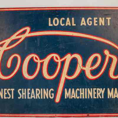 Tin Sign