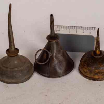 Oil Cans