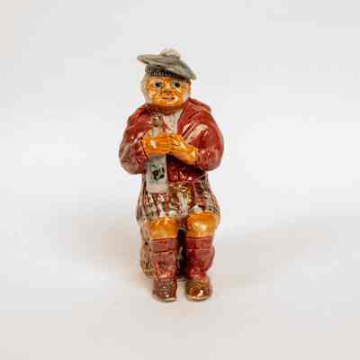 Figurine