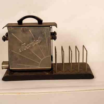Electric Toaster