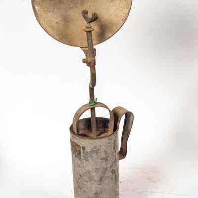 H. Hibberd Roma , Carbide lamp