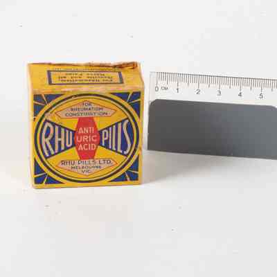 Cardboard Box advertising - New Pills