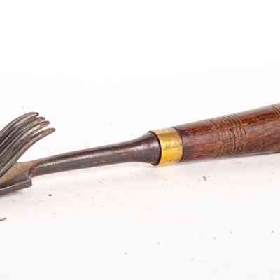 Horse comb