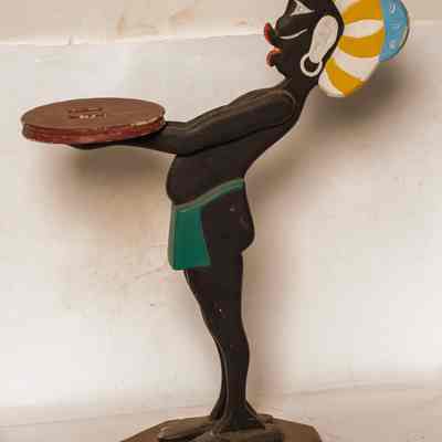 Wooden Novelty Stand