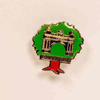 Cellular badge