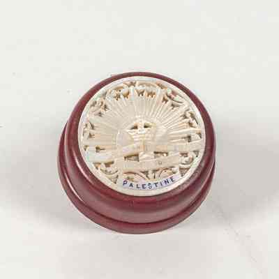 Mother of Pearl trinket