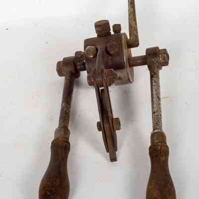 H. Disston and son saw set No. 2