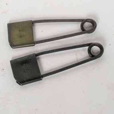 Safety clips