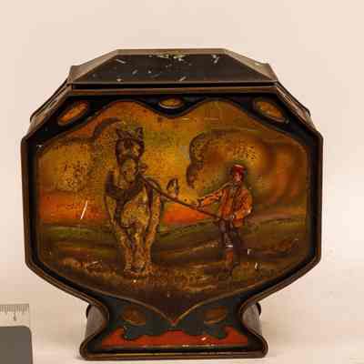 Biscuit Tin