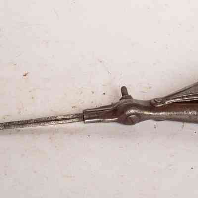 Cobbler's tool
