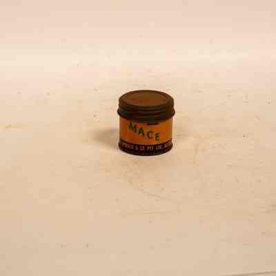 Ground rice tin