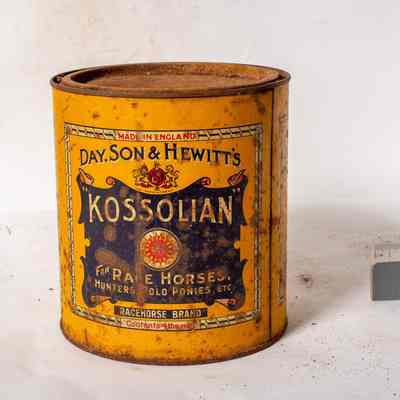 Blood salt tin