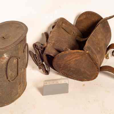 Quart Pots