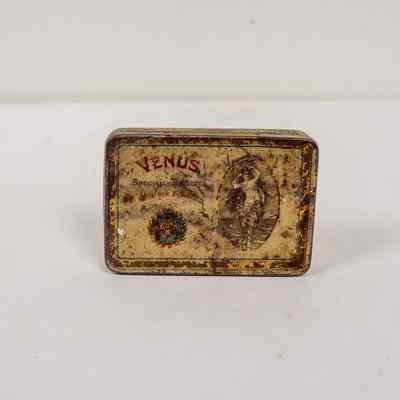 Tobacco Tins