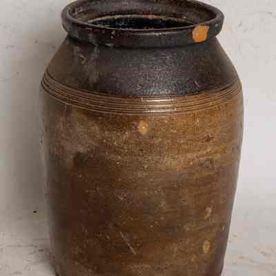 Storage jar