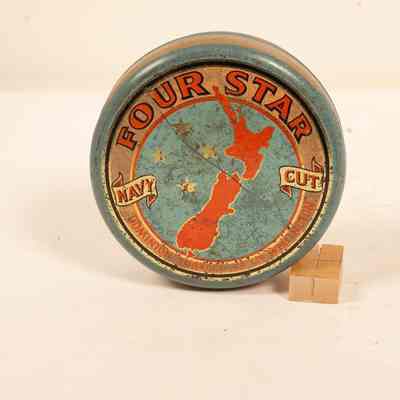 Tobacco tin