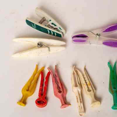 Pegs