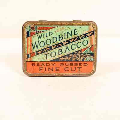 Tobacco tin