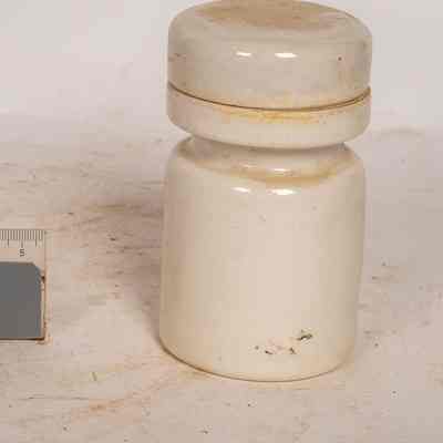 Ceramic Insulator, Fuse Holder