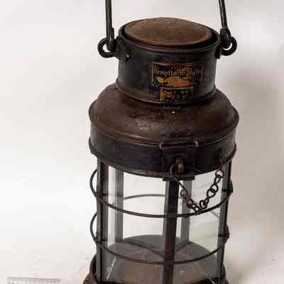 Kempthorne Lamp