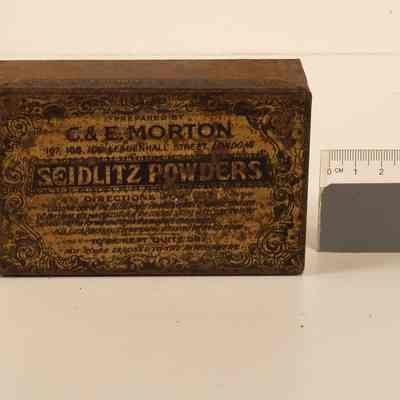 Tin of Zedlitz Powders