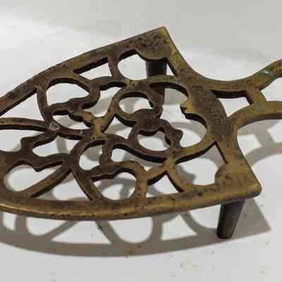 Iron Trivet