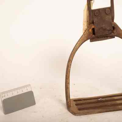 Stirrup