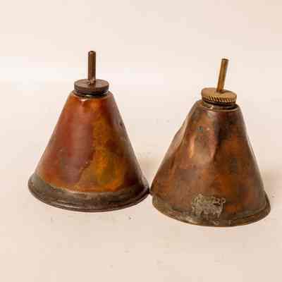 Shearers oil cans