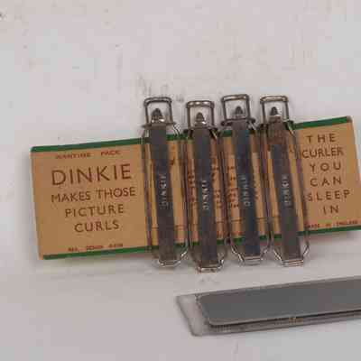 Cardboard holder - Dinky Hair Curlers