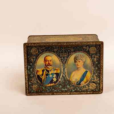 Commemorative tin