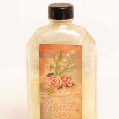 Bottle perfume