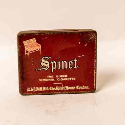 Tobacco tin