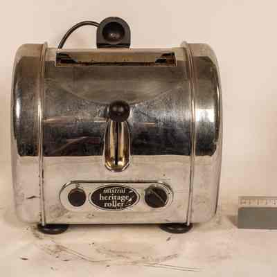 Electric Toaster