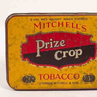 Tobacco tin