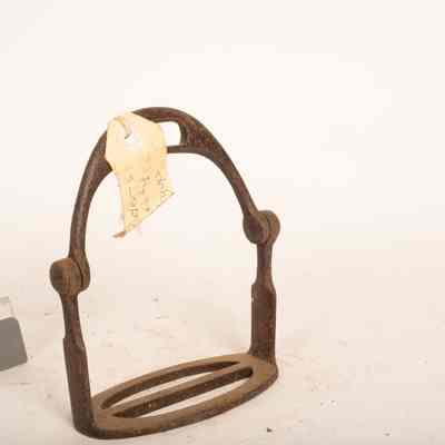Stirrup