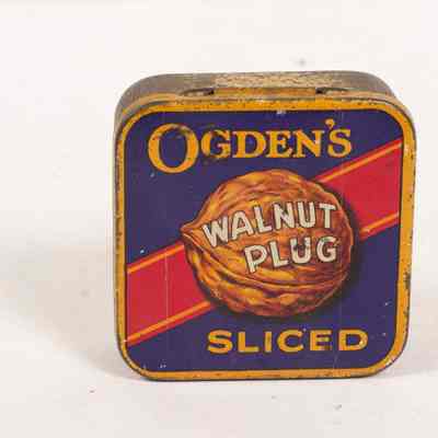 Tobacco tin