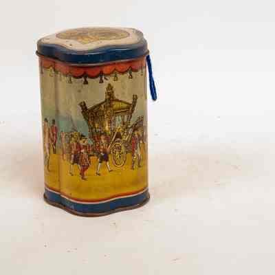Biscuit Tin