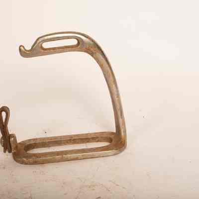 Stirrup
