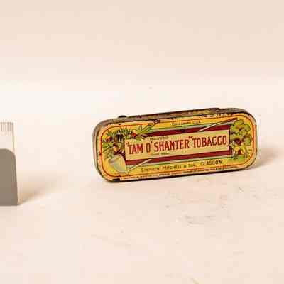 Tobacco tin