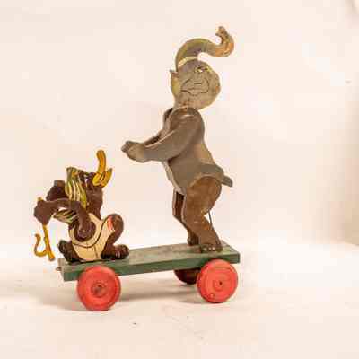 Toy pull along