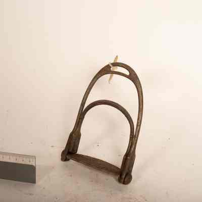 Stirrup